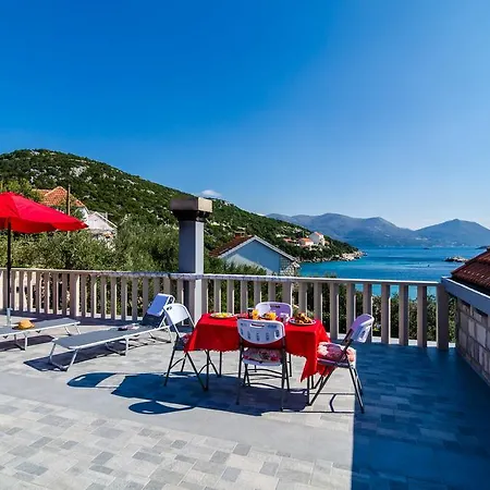 Tonka's Terrace *