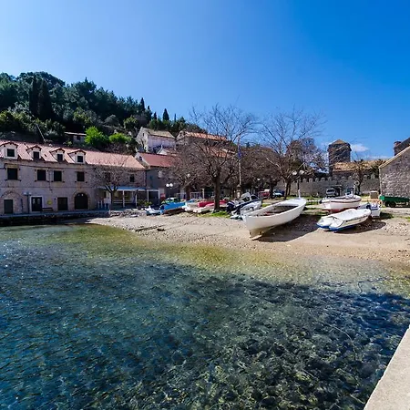 Tonka's Terrace Apartamento *