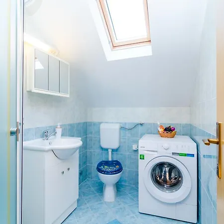 Tonka's Terrace Sudurad