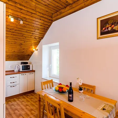 Tonka's Terrace Sudurad